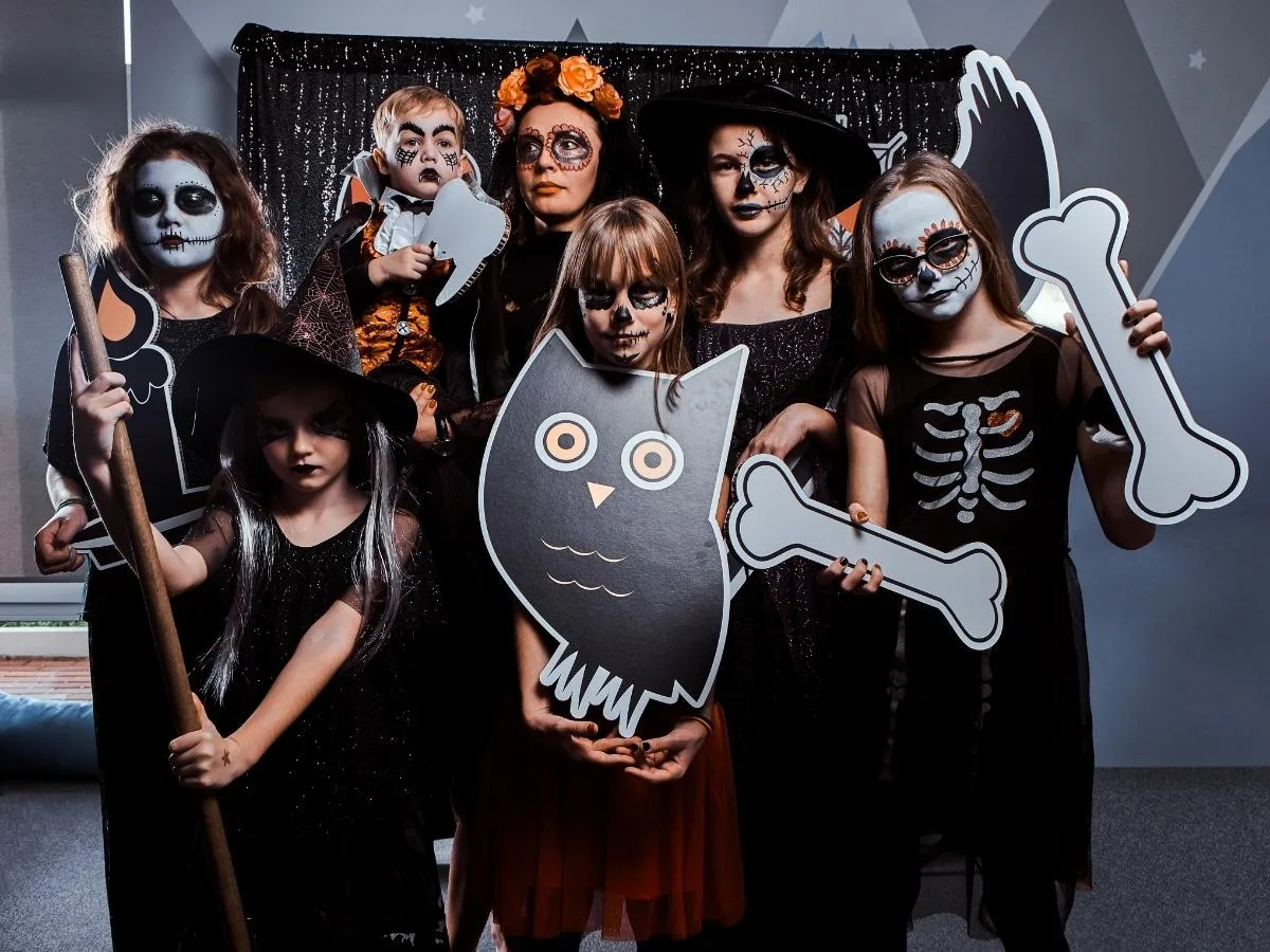 Halloween y niños y niñas